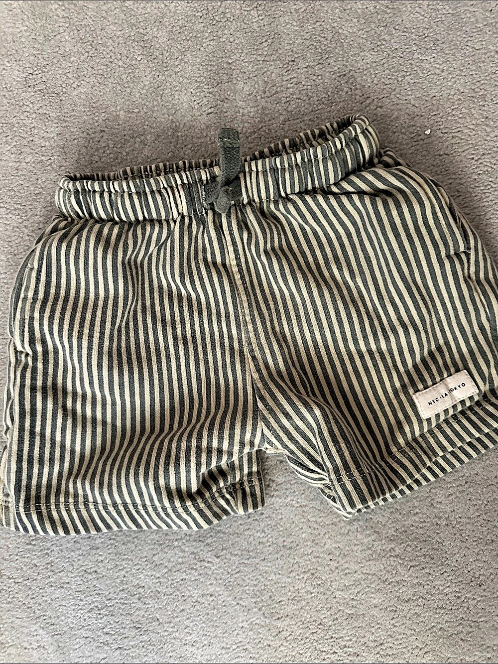 Zara NYC-LA-10X90 Striped Shorts in Green & Beige Size 2T